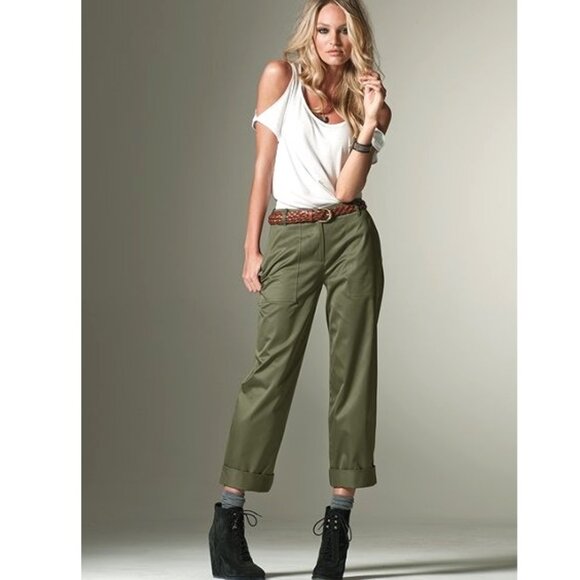 Victoria's Secret Women's Pants Size 0 The Marisa Fit Khaki Green - Picture 7 of 7